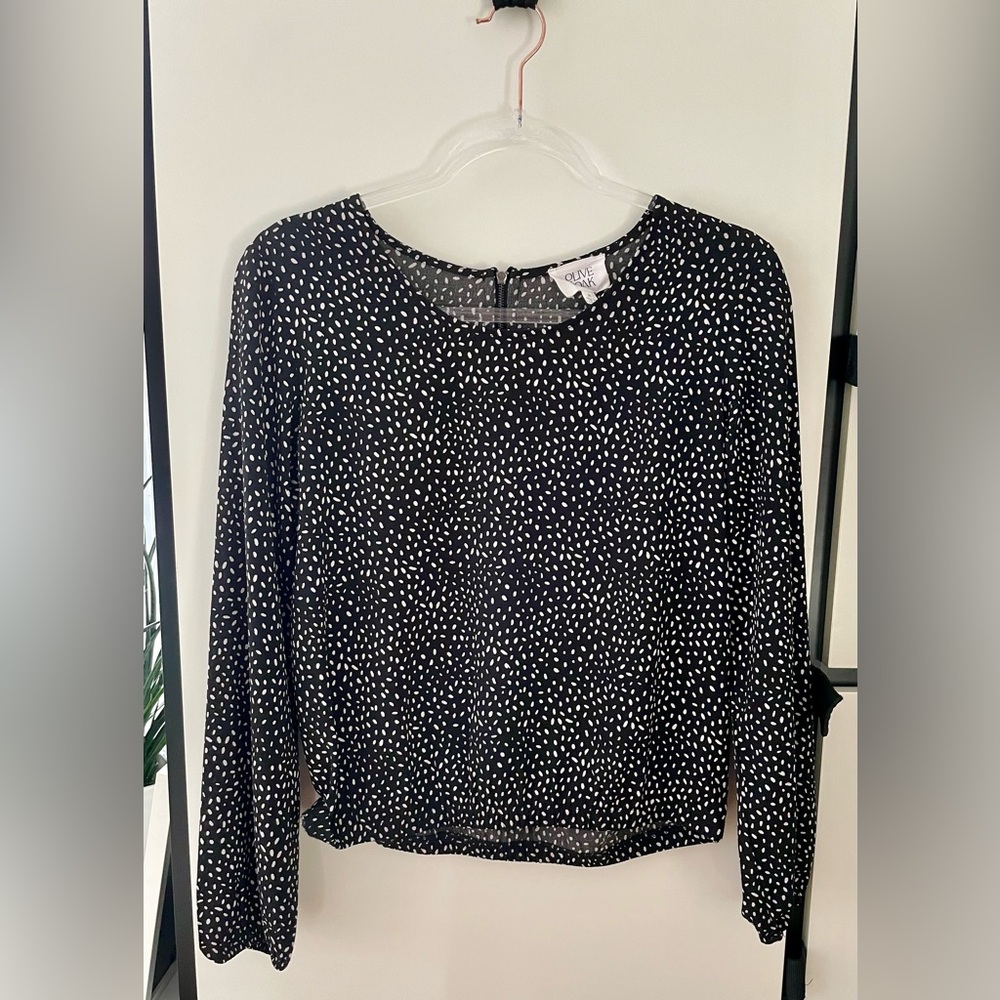 Olive & Oak Black and White Speckled Blouse